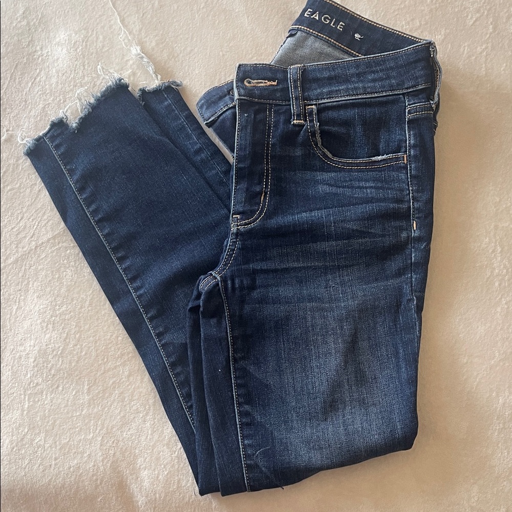 American Eagle Outfitters Dark Jeans size 2 legging crop ankle